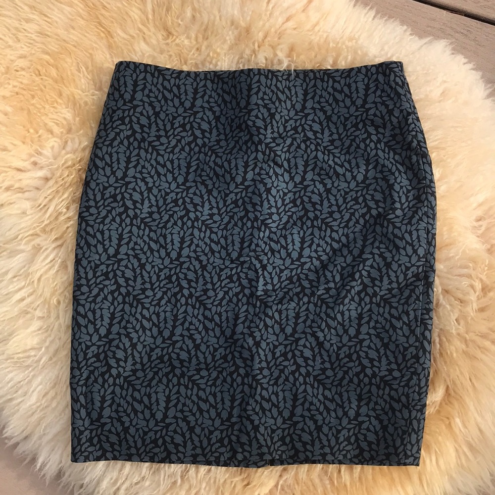 Loft petite woman’s pencil skirt